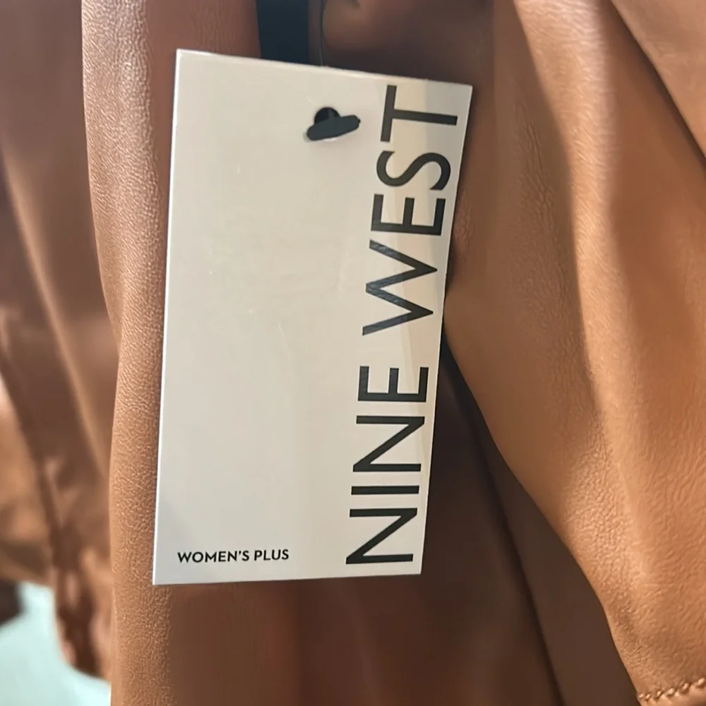 Caramel colored NINE WEST faux leather Moto jacket size 1X - Picture 6 of 7